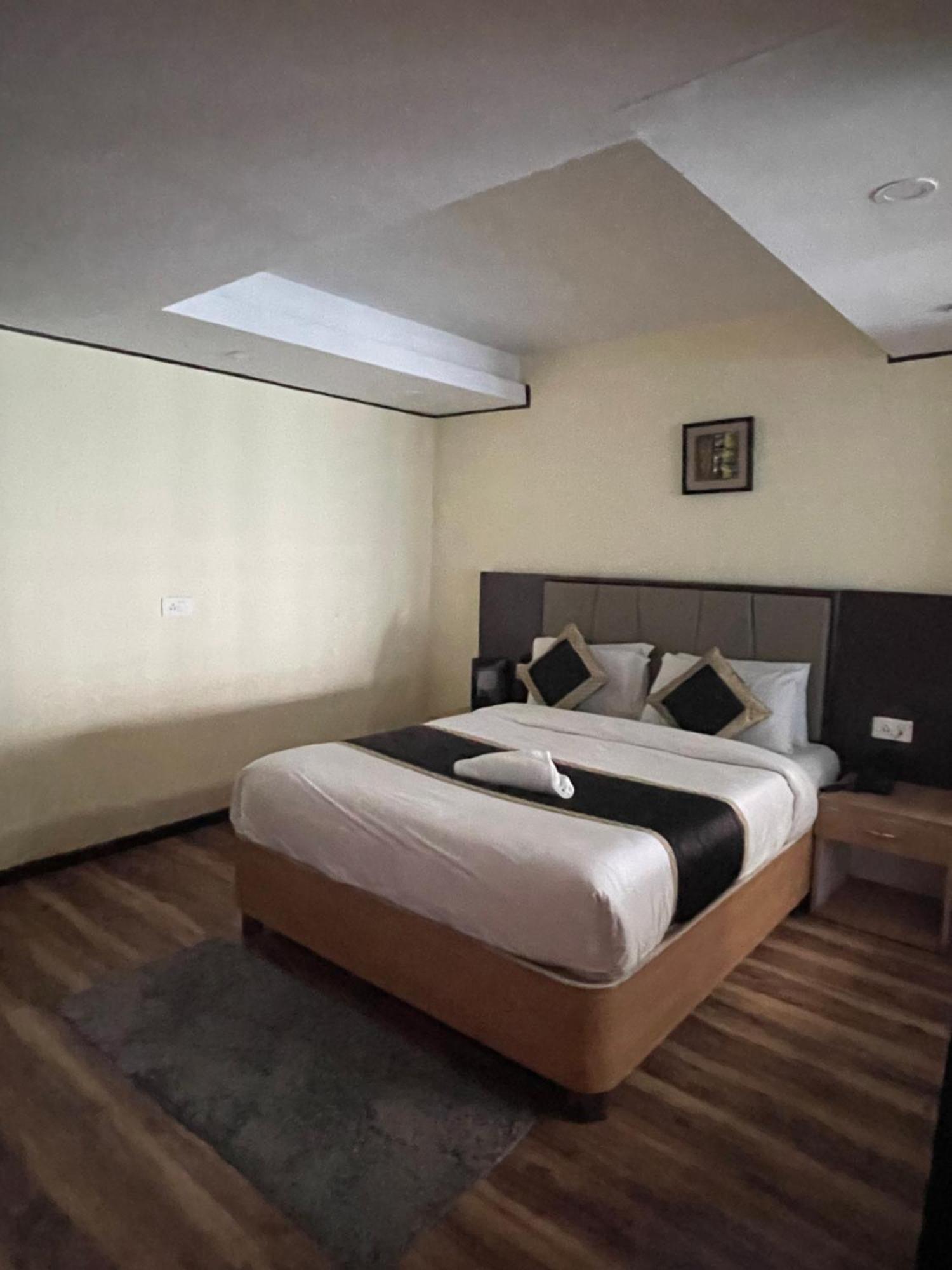 Hotel Palm Street Near Taj Agra  Dış mekan fotoğraf